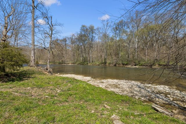 506 Tablerock Rd, Hohenwald, TN 38462