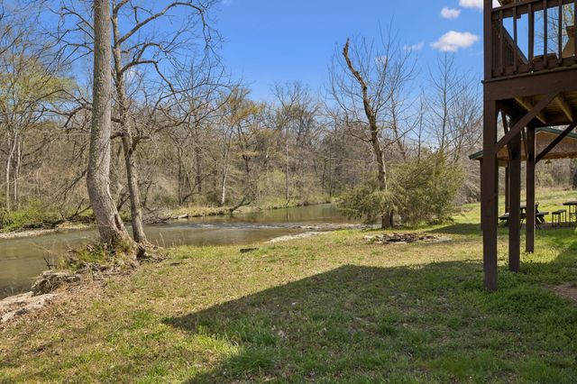 506 Tablerock Rd, Hohenwald, TN 38462