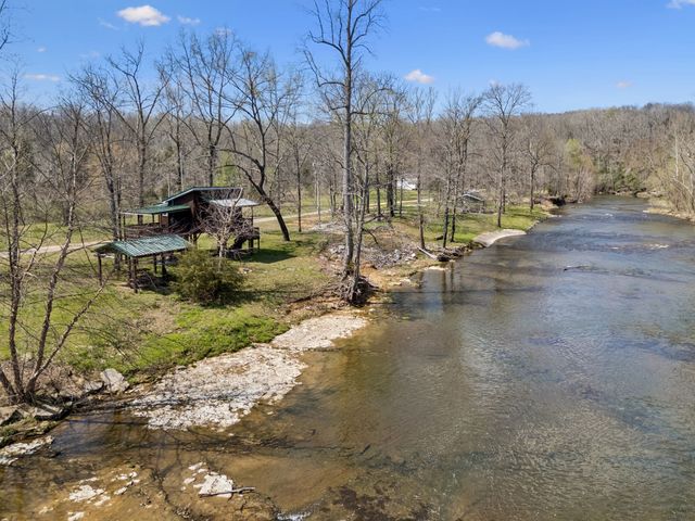 506 Tablerock Rd, Hohenwald, TN 38462