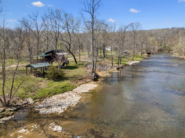 506 Tablerock Rd, Hohenwald, TN 38462
