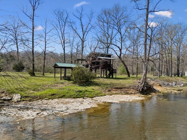 506 Tablerock Rd, Hohenwald, TN 38462