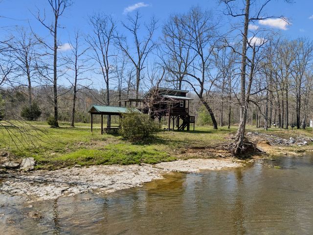 506 Tablerock Rd, Hohenwald, TN 38462