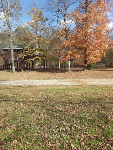 506 Tablerock Rd, Hohenwald, TN 38462