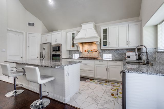 821 Yarrow Street, Little Elm, TX 75068