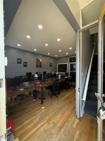 13927 Queens Boulevard, Jamaica, NY 11435