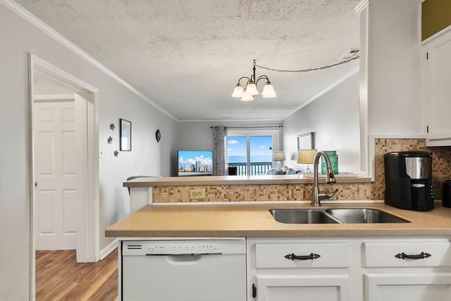 613 S Ocean Blvd. H3, North Myrtle Beach, SC 29582