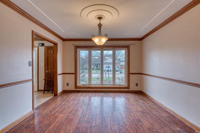 6841 Northfield Drive, Evansville, IN 47711