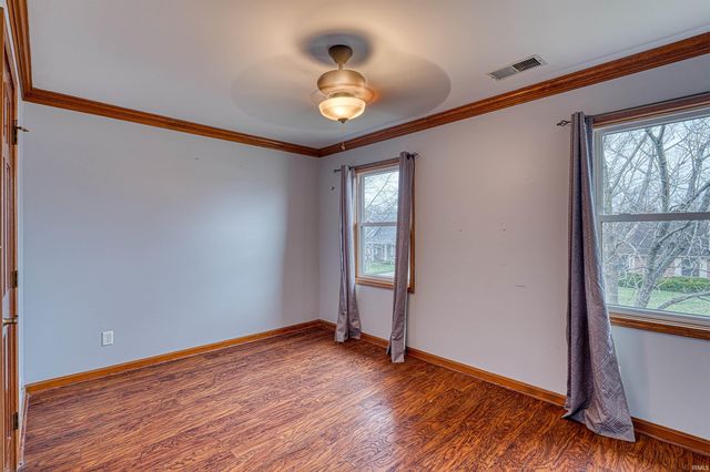 6841 Northfield Drive, Evansville, IN 47711