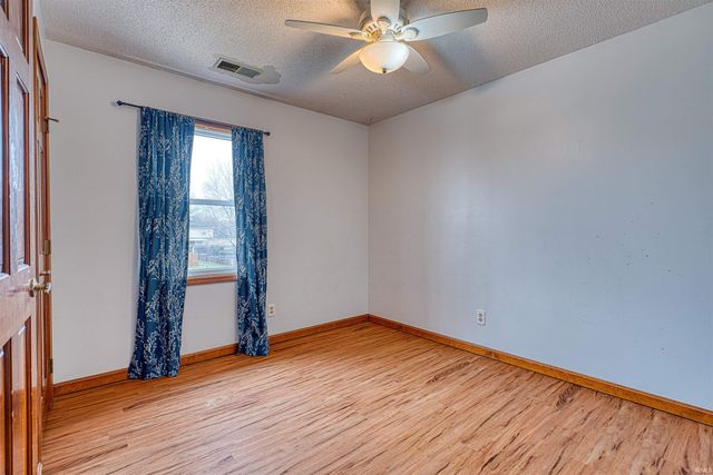 6841 Northfield Drive, Evansville, IN 47711