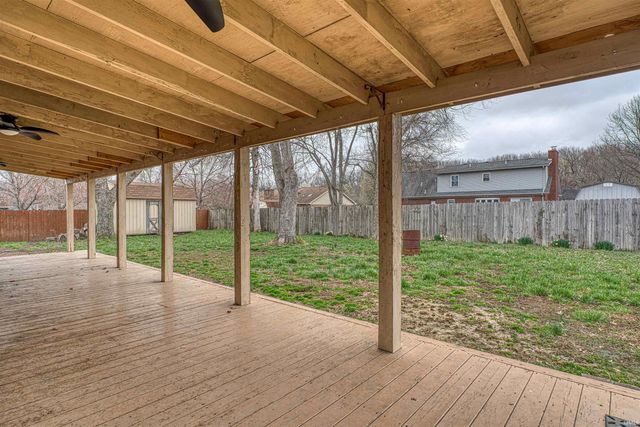 6841 Northfield Drive, Evansville, IN 47711