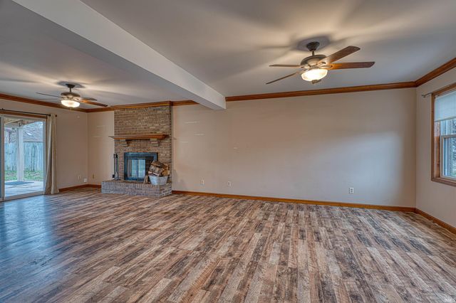 6841 Northfield Drive, Evansville, IN 47711