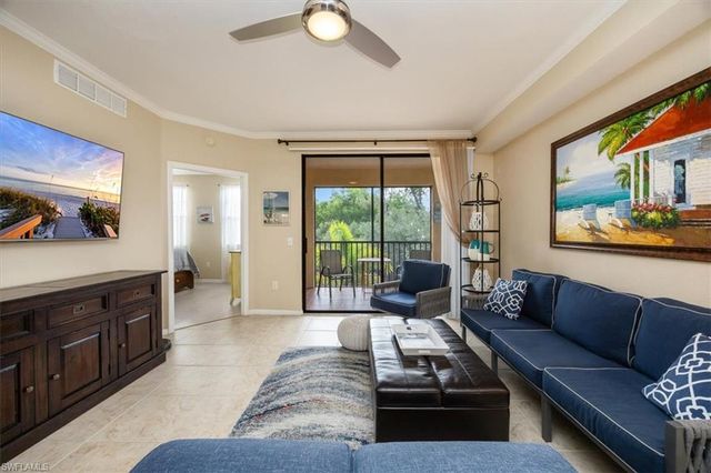 12970 Positano CIR 301, Naples, FL 34105