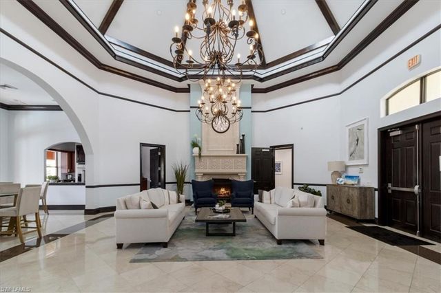 12970 Positano CIR 301, Naples, FL 34105