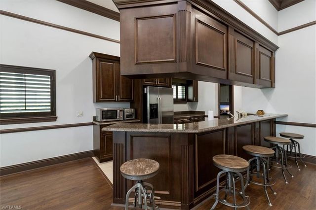 12970 Positano CIR 301, Naples, FL 34105