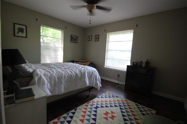 2207 W 12th ST B, Austin, TX 78703