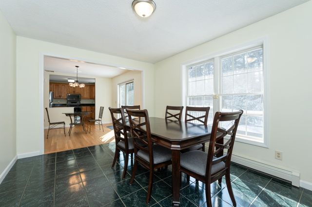 12 Pioneer Drive, Nashua, NH 03062