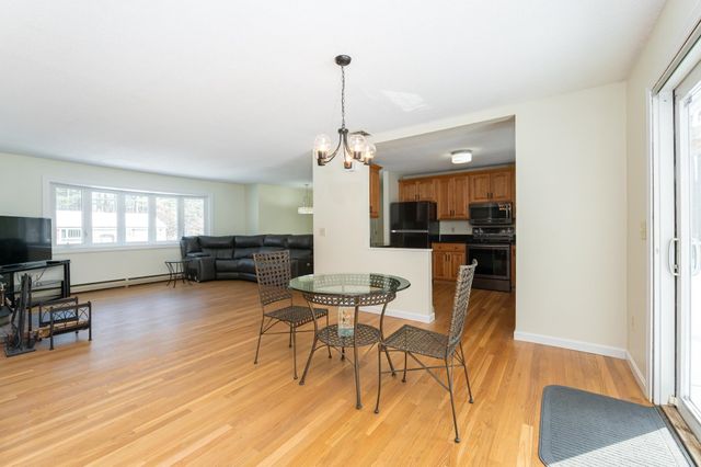 12 Pioneer Drive, Nashua, NH 03062