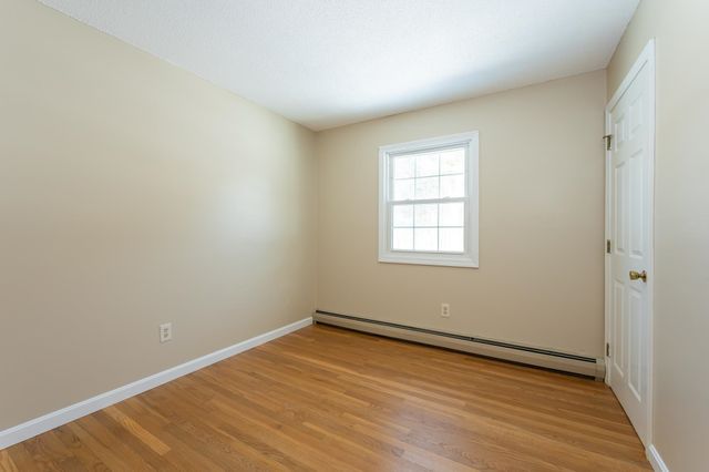 12 Pioneer Drive, Nashua, NH 03062