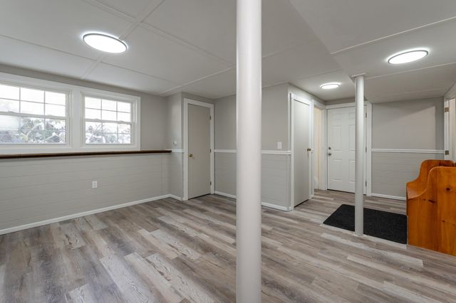 12 Pioneer Drive, Nashua, NH 03062