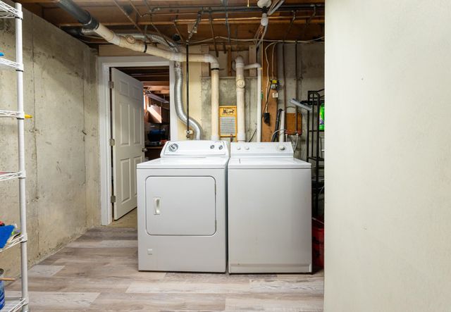 12 Pioneer Drive, Nashua, NH 03062