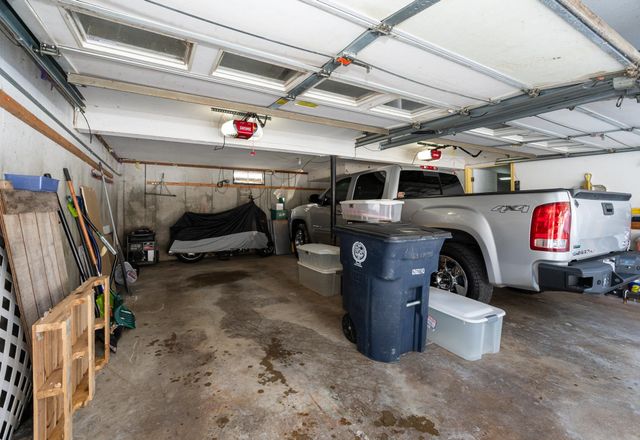 12 Pioneer Drive, Nashua, NH 03062