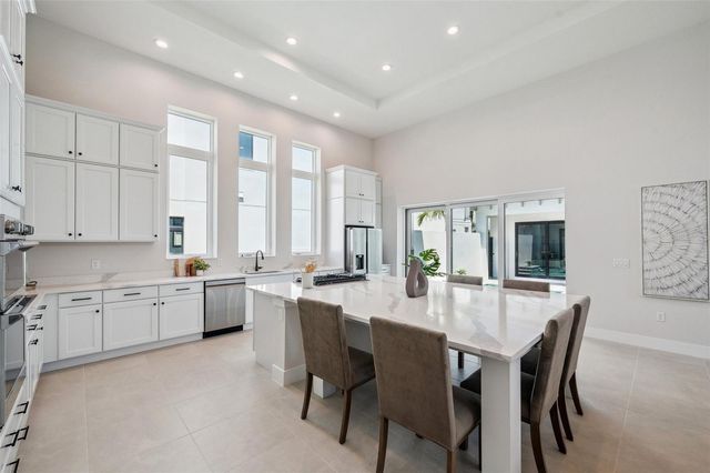 5932 RED MANGROVE LANE, Bradenton, FL 34210