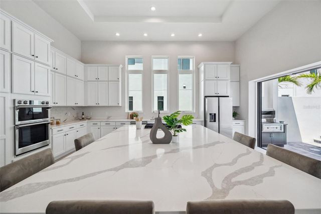 5932 RED MANGROVE LANE, Bradenton, FL 34210