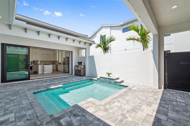 5932 RED MANGROVE LANE, Bradenton, FL 34210