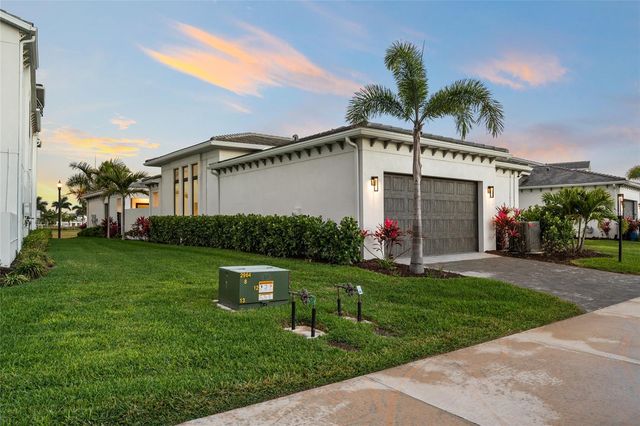5932 RED MANGROVE LANE, Bradenton, FL 34210
