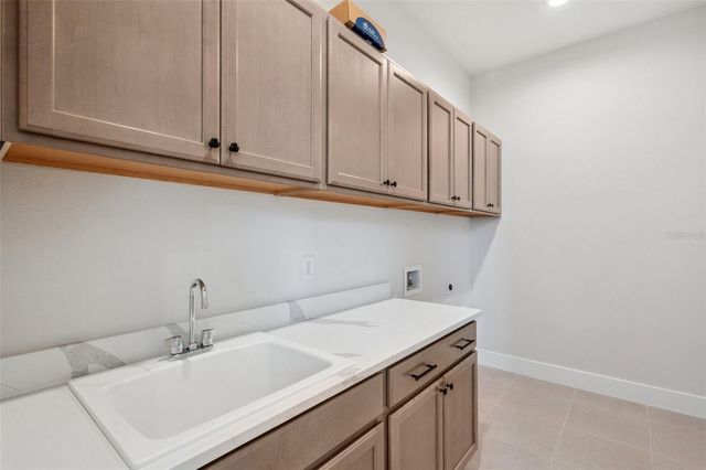 5932 RED MANGROVE LANE, Bradenton, FL 34210