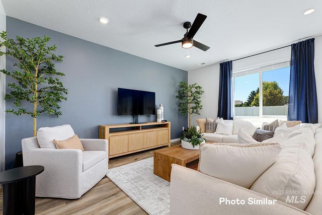 15215 Lenticular Ave, Caldwell, ID 83607