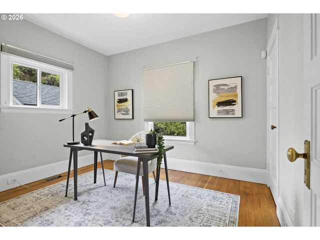 2446 Ne 50TH Ave, Portland, OR 97213