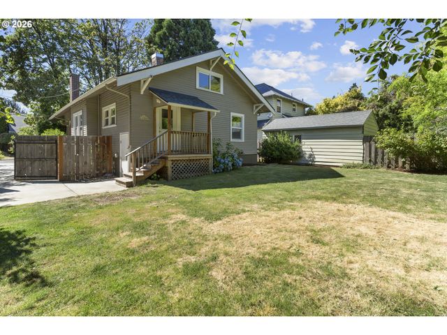 2446 Ne 50TH Ave, Portland, OR 97213