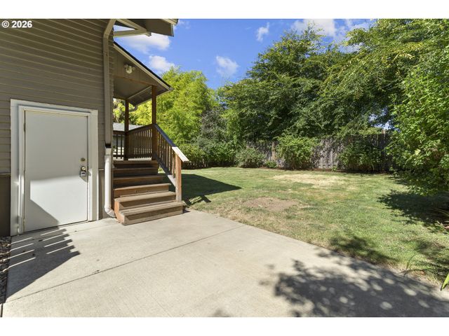 2446 Ne 50TH Ave, Portland, OR 97213