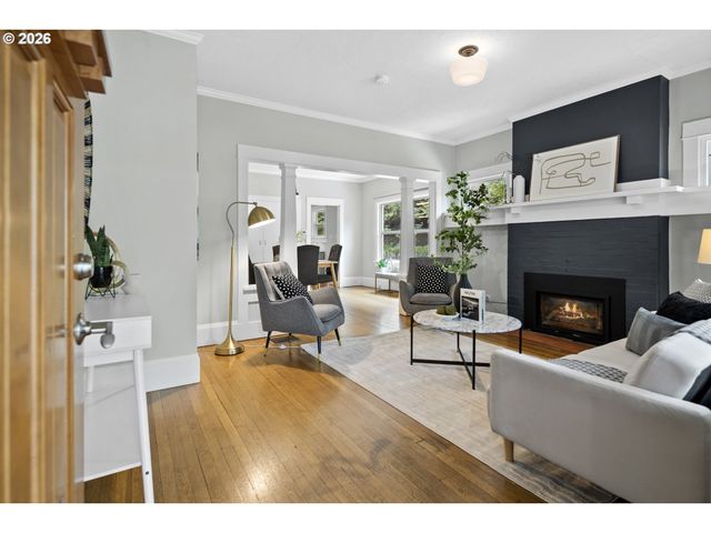 2446 Ne 50TH Ave, Portland, OR 97213