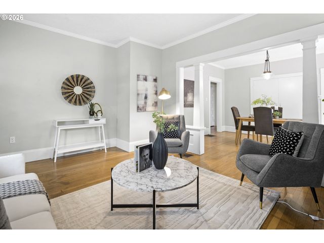 2446 Ne 50TH Ave, Portland, OR 97213