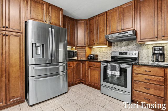 10874 Wildwood Drive, Greenville, MI 48838
