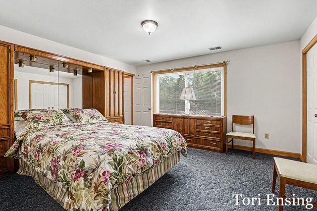 10874 Wildwood Drive, Greenville, MI 48838