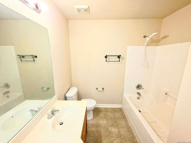 4322 Gambels Quail, Converse, TX 78109