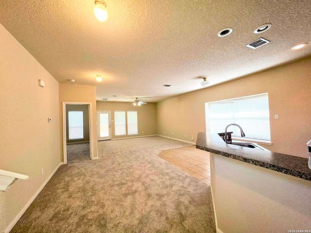 4322 Gambels Quail, Converse, TX 78109