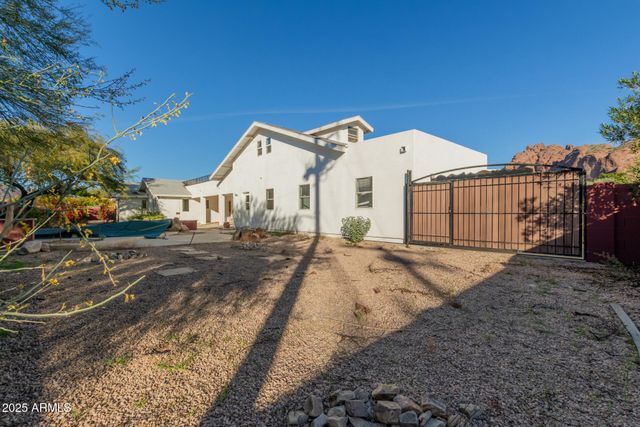 4350 E VERMONT Avenue, Phoenix, AZ 85018