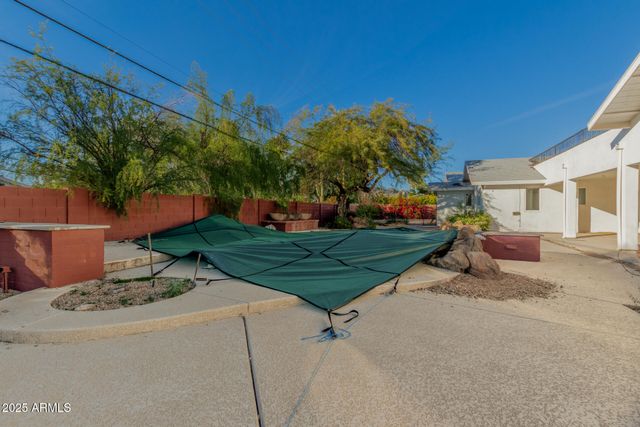 4350 E VERMONT Avenue, Phoenix, AZ 85018