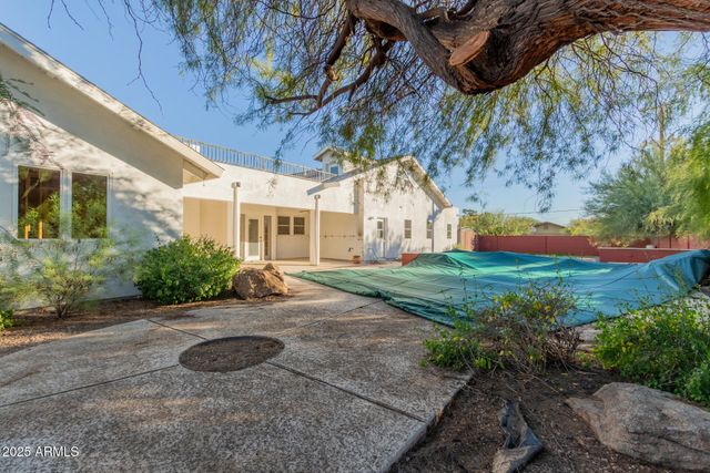 4350 E VERMONT Avenue, Phoenix, AZ 85018