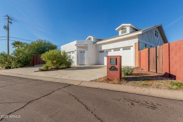 4350 E VERMONT Avenue, Phoenix, AZ 85018