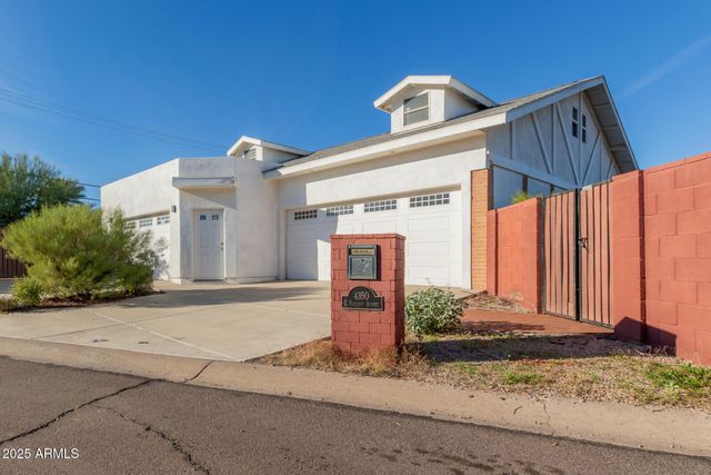 4350 E VERMONT Avenue, Phoenix, AZ 85018