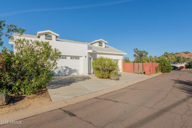 4350 E VERMONT Avenue, Phoenix, AZ 85018