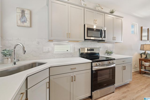 536 FEHERTY WAY, Birmingham, AL 35242