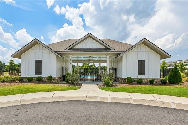 4083 Halton Road, Duluth, GA 30097