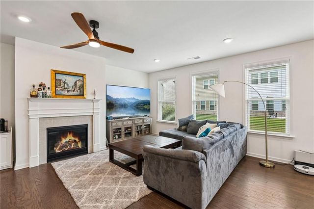 4083 Halton Road, Duluth, GA 30097