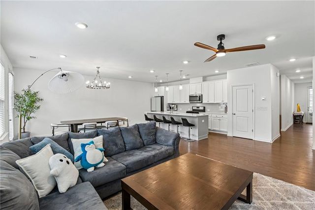 4083 Halton Road, Duluth, GA 30097